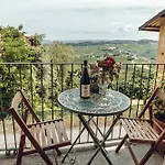 Maison Typique Avec Vue Sur Les Vignes Des Langhe 펜션 *