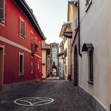Holiday home Maison Typique Avec Vue Sur Les Vignes Des Langhe Novello
