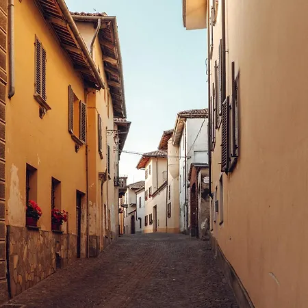 Maison Typique Avec Vue Sur Les Vignes Des Langhe * Novello