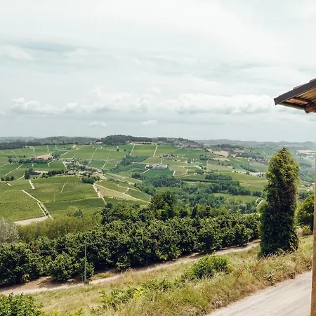 Maison Typique Avec Vue Sur Les Vignes Des Langhe بيت للعطل *