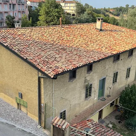بيت للعطل Maison Typique Avec Vue Sur Les Vignes Des Langhe نوفيلو