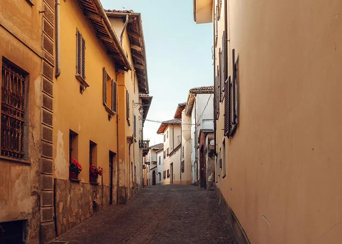 Maison Typique Avec Vue Sur Les Vignes Des Langhe * Novello